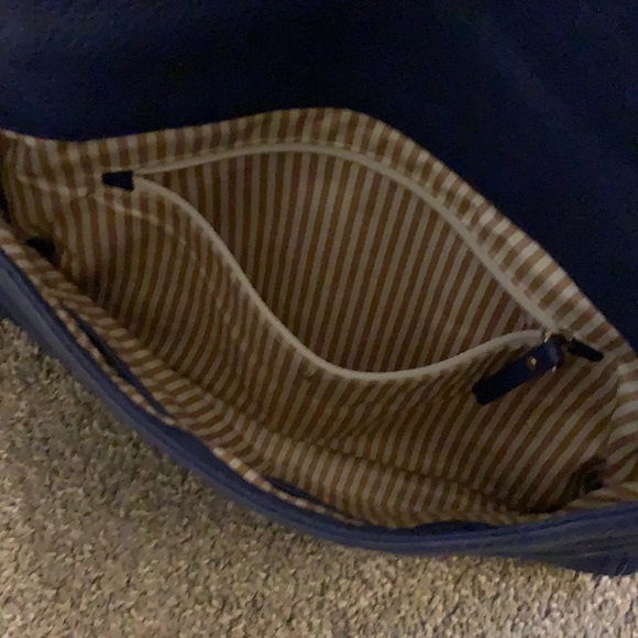 Kate spade cross body - Picture 3 of 8